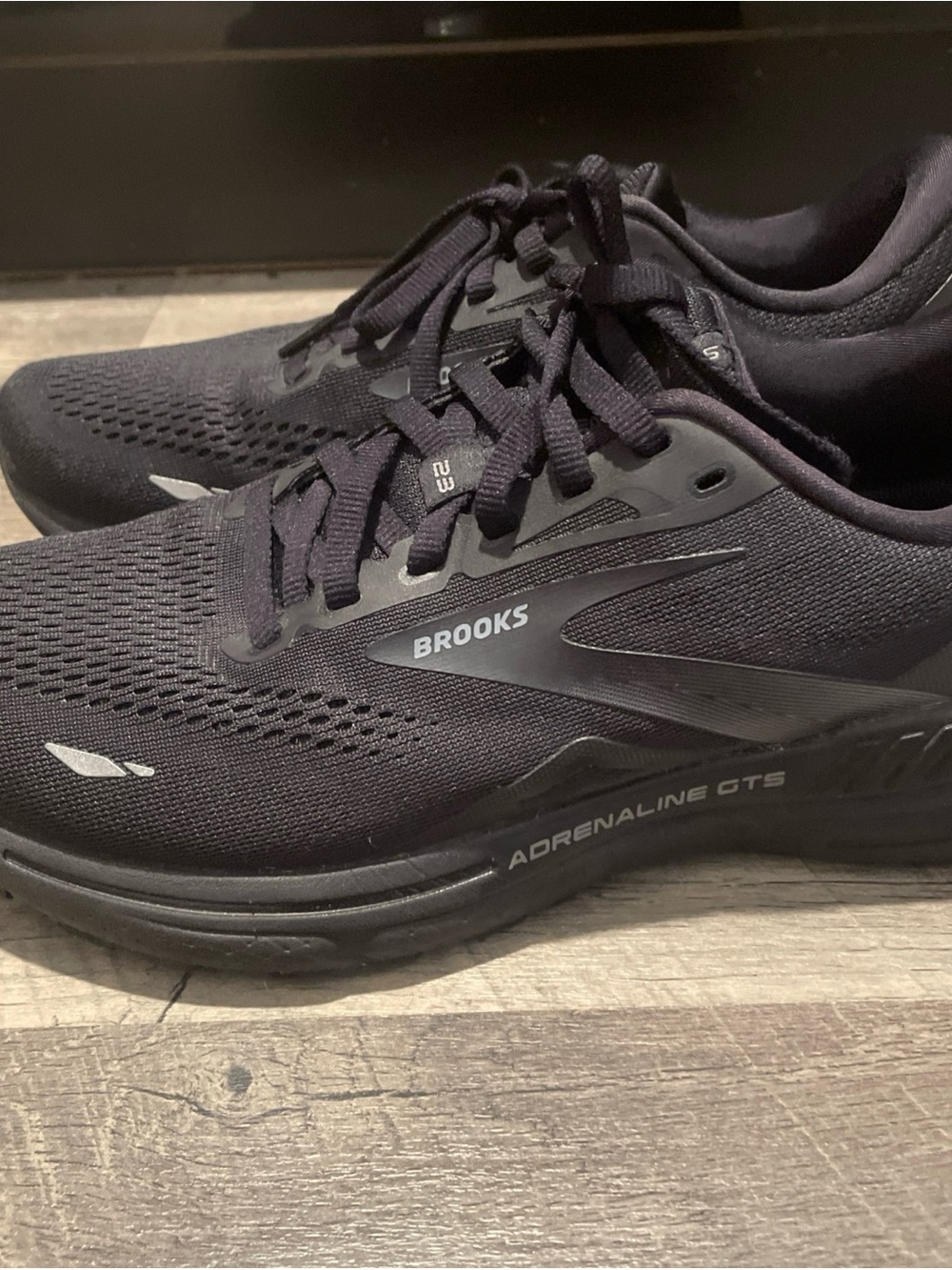 Brooks Adrenaline GTS 23 Men's 9D Black Ebony - Picture 4 of 8